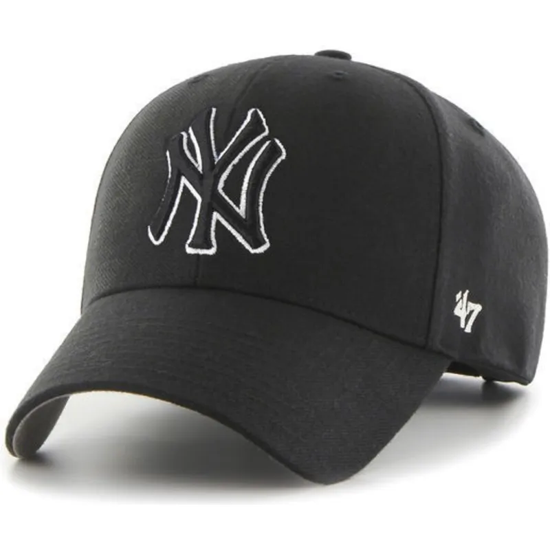 svart-bojd-keps-snapback-med-svartvit-logotyp-av-new-york-yankees-mlb-mvp-fran-47-brand