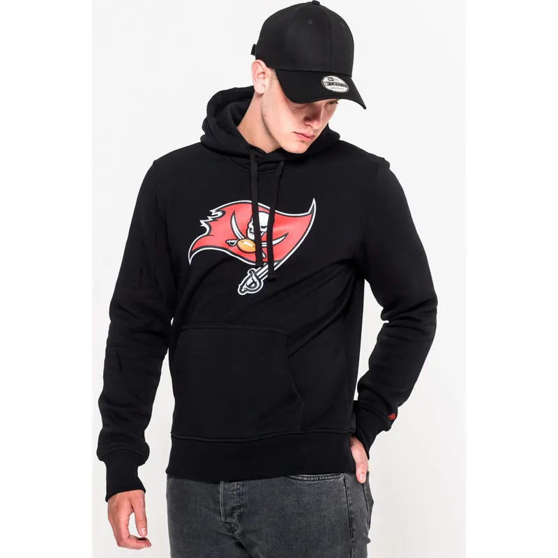 trojor-med-huva-svart-pullover-hoodie-fran-tampa-bay-buccaneers-nfl-av-new-era trojor-med-huva-svart-pullover-hoodie-fran-tampa-bay-buccaneers-nfl-av-new-era