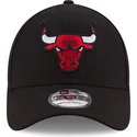 svart-justerbar-kurvad-keps-9forty-the-league-fran-chicago-bulls-nba-av-new-era