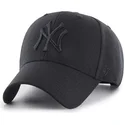 svart-bojd-keps-snapback-med-svart-logotyp-new-york-yankees-mlb-mvp-av-47-brand