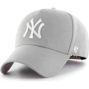 Grått snapback med böjd skärm från New York Yankees MLB MVP av 47 Brand