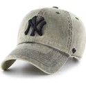 kepsar-curva-gra-justerbart-band-fran-new-york-yankees-mlb-av-47-brand
