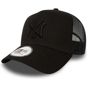 svart-truckerkeps-med-svart-logotyp-clean-a-frame-new-york-yankees-mlb-fran-new-era