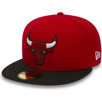 Röd justerbar 59FIFTY Essential platt keps från Chicago Bulls NBA av New Era