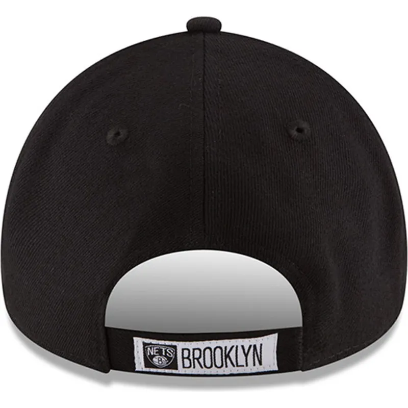 kepsar-curva-svart-justerbart-band-9forty-the-league-fran-brooklyn-nets-nba-av-new-era