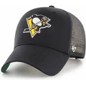 svart-truckerkeps-med-gul-pittsburgh-penguins-nhl-mvp-branson-logotyp-fran-47-brand