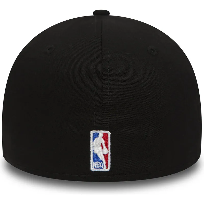 kepsar-curva-svart-justerad-39thirty-black-base-fran-chicago-bulls-nba-av-new-era