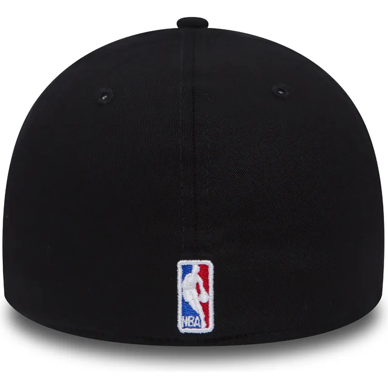kepsar-curva-svart-justerad-39thirty-black-base-fran-miami-heat-nba-av-new-era