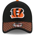 cincinnati-bengals-nfl-new-era-39thirty-sideline-svart-och-orange-bojd-keps