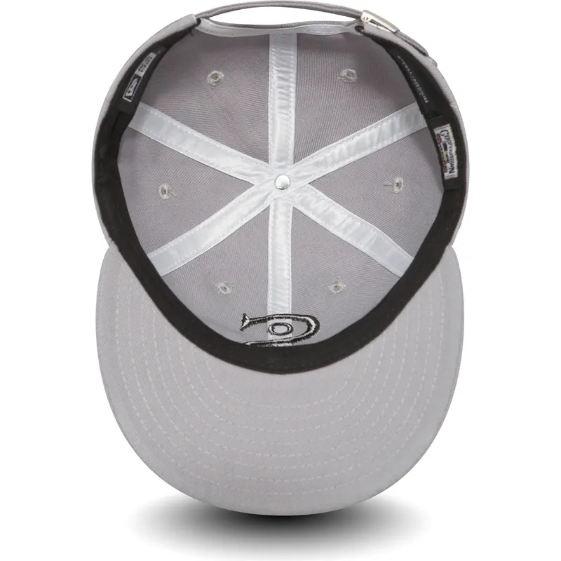 kepsar-curva-gra-justerbart-band-9fifty-low-profile-city-series-fran-chicago-white-sox-mlb-av-new-era kepsar-curva-gra-justerbart-band-9fifty-low-profile-city-series-fran-chicago-white-sox-mlb-av-new-era