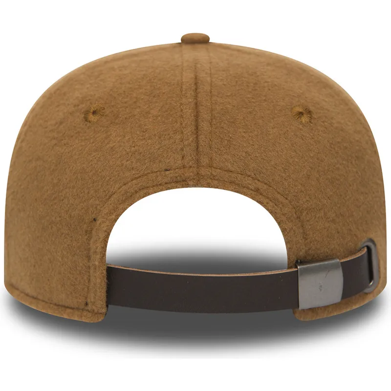 kepsar-plana-brun-justerbart-band-9fifty-av-new-era