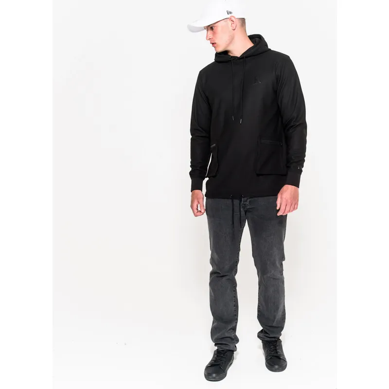 trojor-med-huva-svart-pullover-hoody-stealth-fran-new-york-yankees-mlb-av-new-era