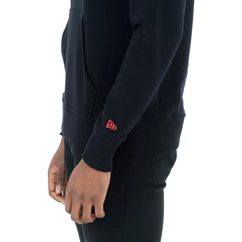trojor-med-huva-svart-pullover-hoody-fran-chicago-bulls-nba-av-new-era