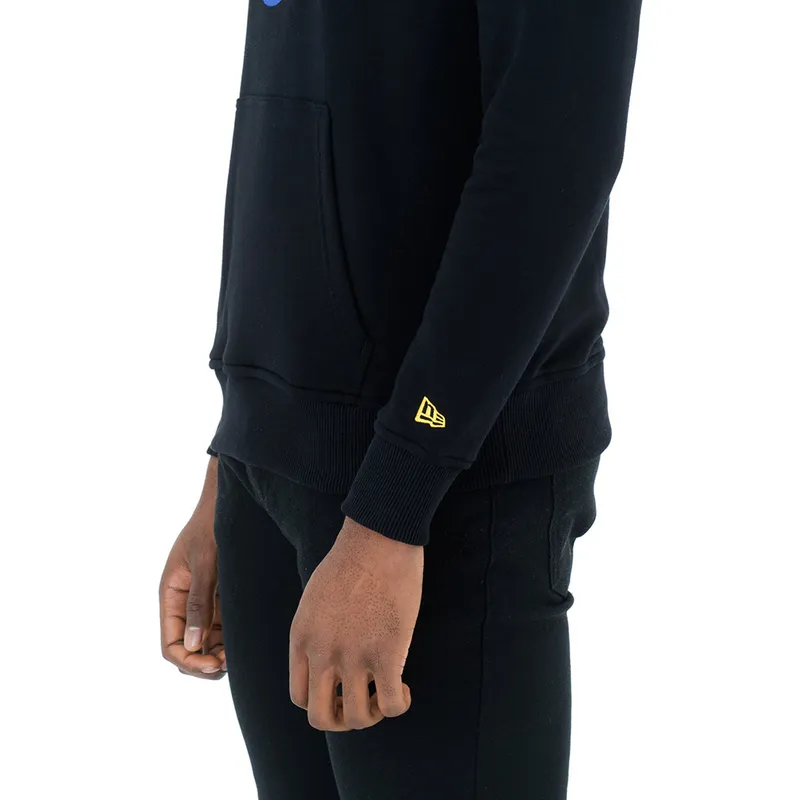 trojor-med-huva-svart-pullover-hoody-fran-golden-state-warriors-nba-av-new-era trojor-med-huva-svart-pullover-hoody-fran-golden-state-warriors-nba-av-new-era