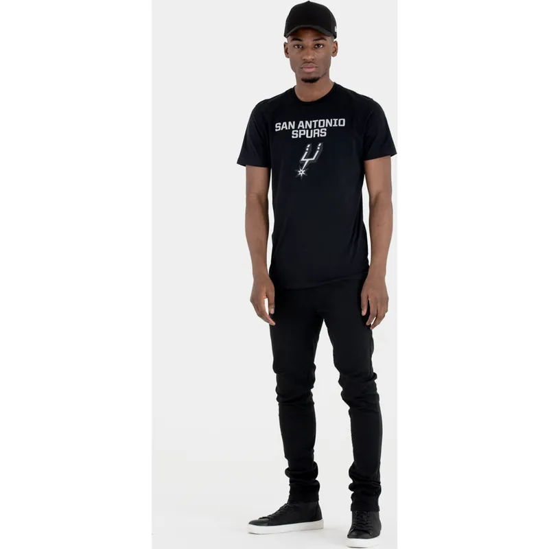 t-shirt-kort-arm-svart-fran-san-antonio-spurs-nba-av-new-era