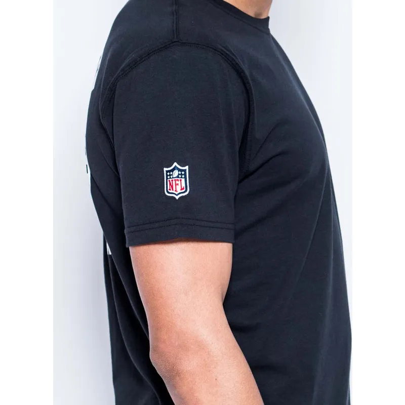 t-shirt-kort-arm-svart-helmet-fran-tampa-bay-buccaneers-nfl-av-new-era