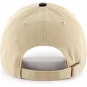 beige-bojd-keps-med-skarm-och-svart-new-york-yankees-logotyp-mlb-clean-up-two-tone-fran-47-brand