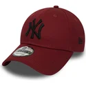 kepsar-curva-rod-justerbart-band-negro-9forty-essential-fran-new-york-yankees-mlb-av-new-era