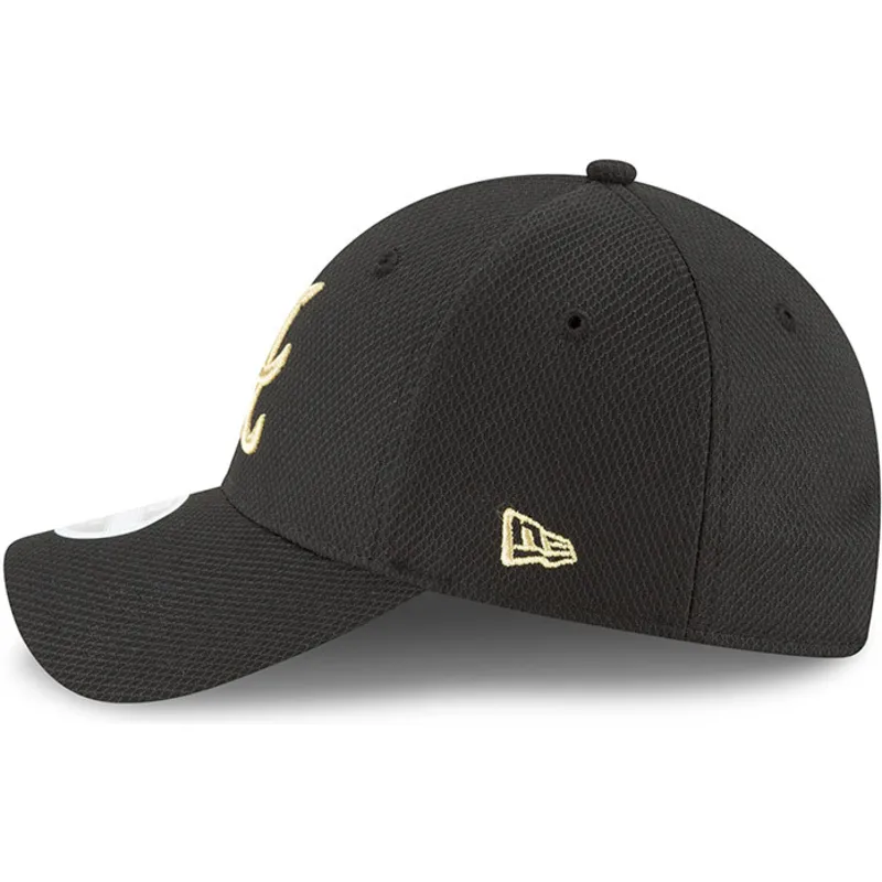 kepsar-curva-svart-justerbart-band-9forty-sport-fran-atlanta-braves-mlb-av-new-era