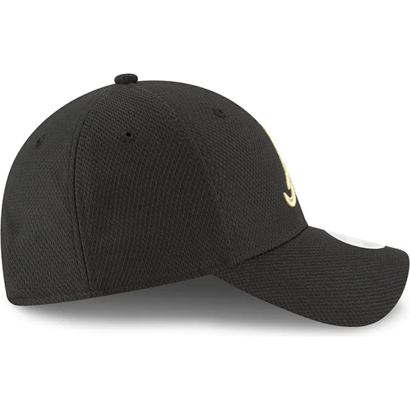 kepsar-curva-svart-justerbart-band-9forty-sport-fran-atlanta-braves-mlb-av-new-era