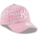 rosa-justerbar-kurvkeps-med-rosa-logotyp-9forty-a-frame-engineered-fit-new-york-yankees-mlb-fran-new-era