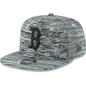 gra-platt-snapback-keps-med-svart-logotyp-9fifty-engineered-fit-av-boston-red-sox-mlb-fran-new-era