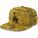 gul-flat-snapbackkeps-med-svart-logotyp-9fifty-engineered-fit-los-angeles-dodgers-mlb-fran-new-era