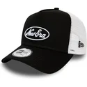 new-era-svart-och-vit-oval-script-a-frame-truckerkeps