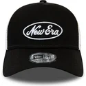 new-era-svart-och-vit-oval-script-a-frame-truckerkeps