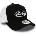 new-era-svart-och-vit-oval-script-a-frame-truckerkeps