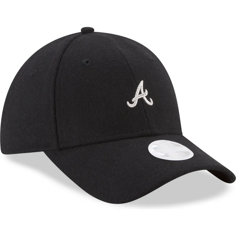 kepsar-curva-svart-justerbart-band-9forty-melton-fran-atlanta-braves-mlb-av-new-era