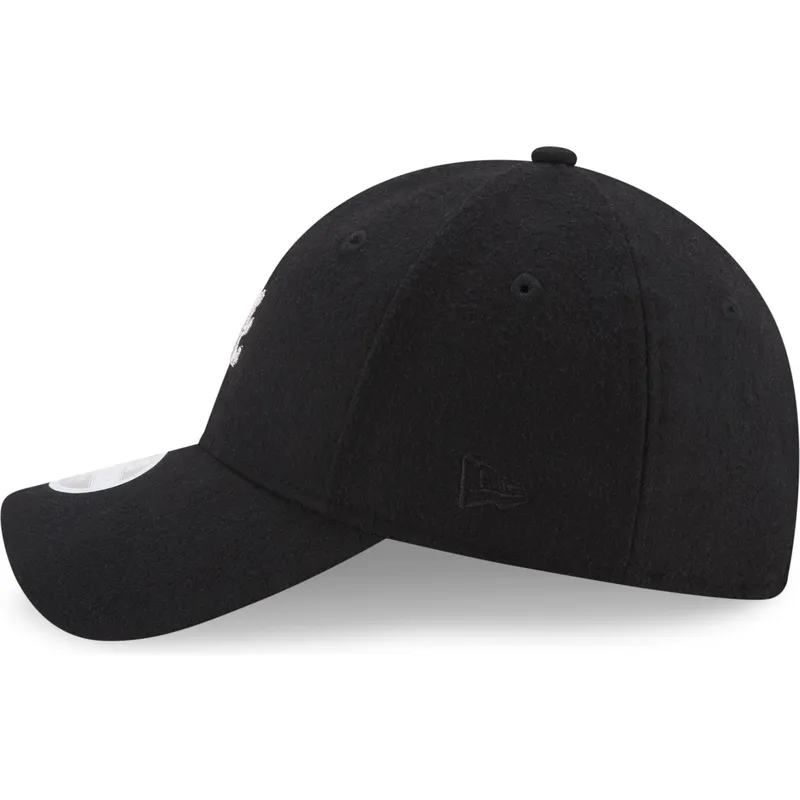 kepsar-curva-svart-justerbart-band-9forty-melton-fran-atlanta-braves-mlb-av-new-era