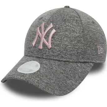 Justerbar grå kurvad keps med rosa logotyp 9FORTY Tech Jersey från New York Yankees MLB av New Era