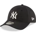 svart-justerbar-bojd-keps-9twenty-nylon-packable-new-york-yankees-mlb-fran-new-era