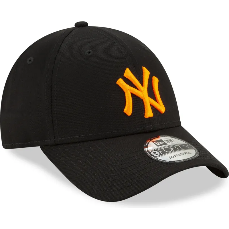 kepsar-curva-svart-justerbart-band-9forty-league-essential-neon-fran-new-york-yankees-mlb-av-new-era