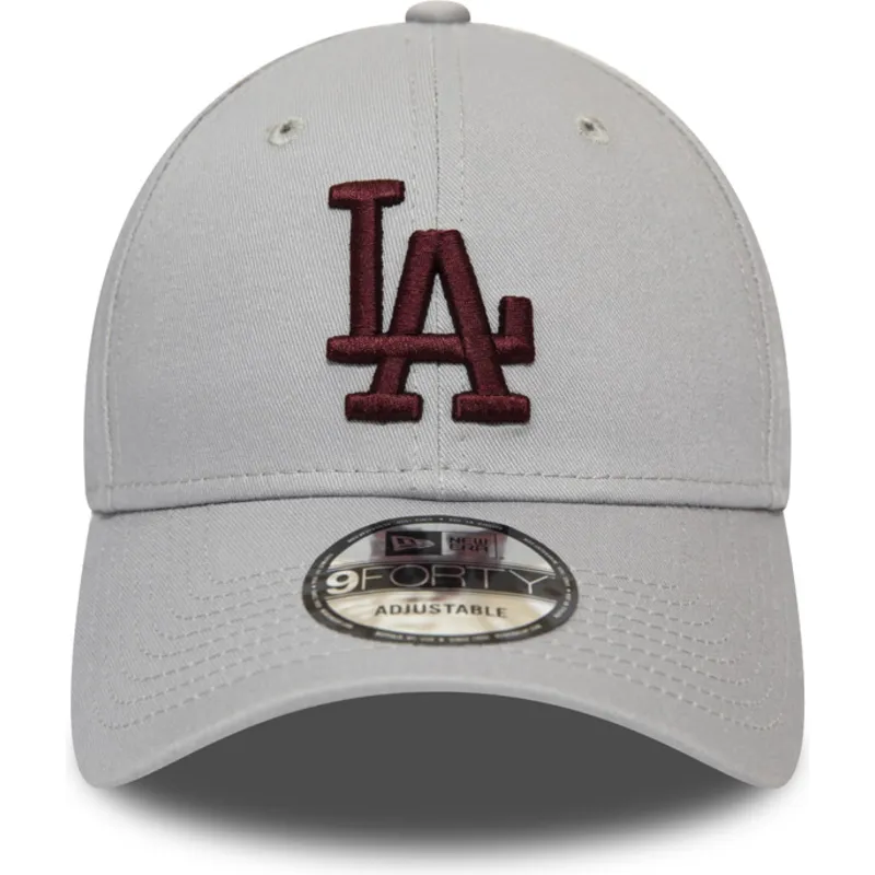 gra-justerbar-bojd-keps-med-vinrod-logotyp-9forty-essential-los-angeles-dodgers-mlb-fran-new-era