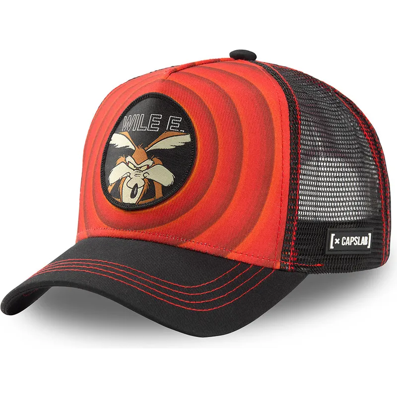 rod-och-svart-truckerkeps-coyote-bullseye-color-rings-wil1-looney-tunes-fran-capslab