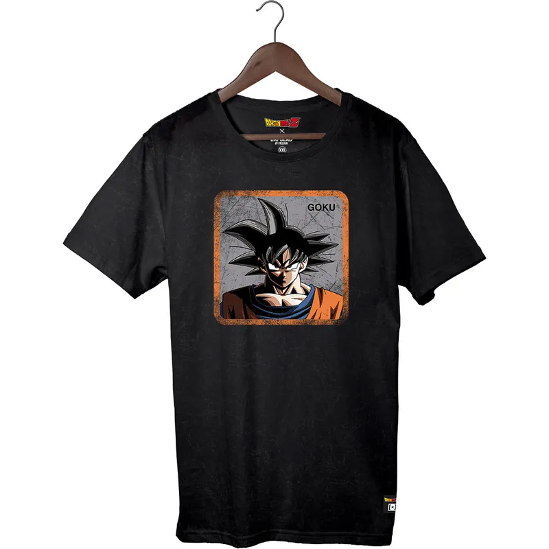 svart-kortarmad-t-shirt-son-goku-tscgok1-dragon-ball-fran-capslab