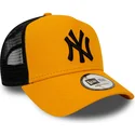 new-era-new-york-yankees-mlb-league-essential-a-frame-svart-logotyp-orange-truckerkeps