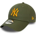 gron-justerbar-bojd-keps-med-orange-logotyp-9forty-league-essential-new-york-yankees-mlb-fran-new-era