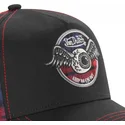 svart-acar-red-truckerkeps-fran-von-dutch
