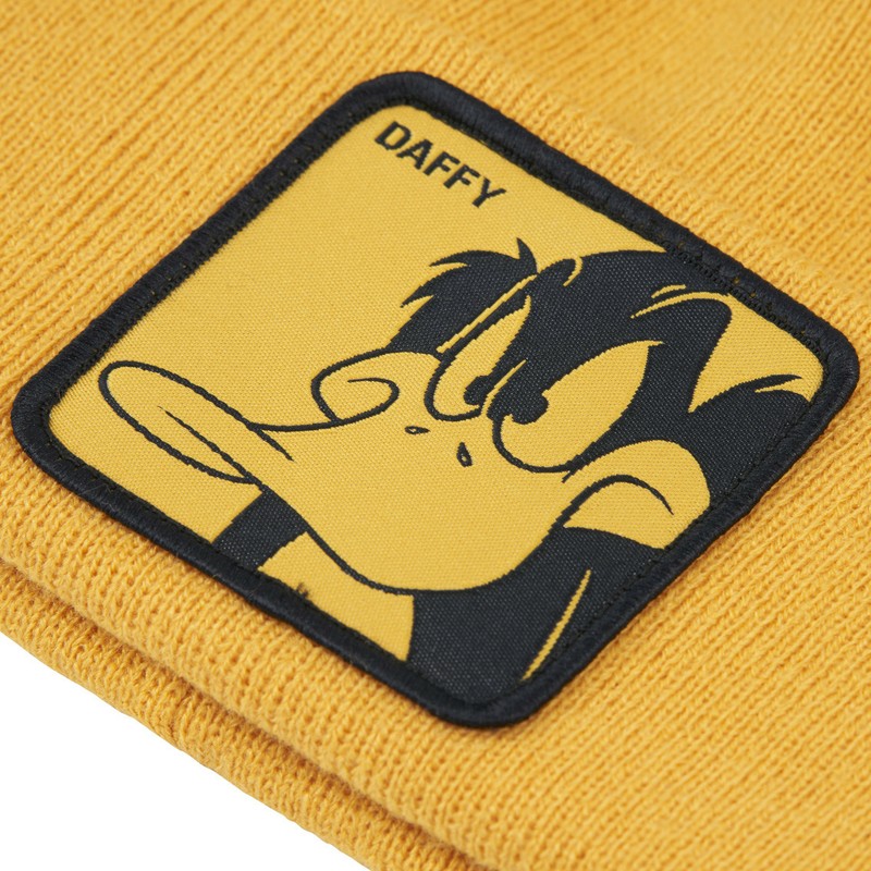 capslab-daffy-duck-bon-duf1-looney-tunes-yellow-beanie