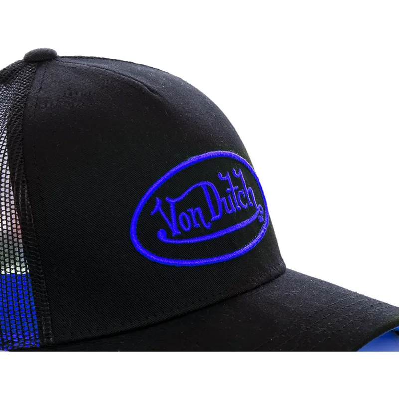 svart-truckerkeps-med-bla-neo-blu-logotyp-fran-von-dutch