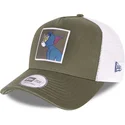 gron-och-vit-truckerkeps-a-frame-tom-och-jerry-looney-tunes-fran-new-era