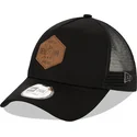 svart-trucker-keps-a-frame-9forty-heritage-patch-fran-new-era