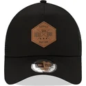 svart-trucker-keps-a-frame-9forty-heritage-patch-fran-new-era