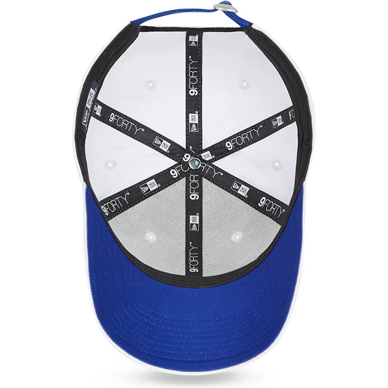kepsar-curva-vit-justerbart-band-9forty-cotton-wordmark-fran-chelsea-football-club-premier-league-av-new-era