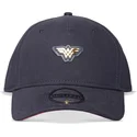 snapback-marinbla-bojd-keps-med-wonder-woman-logotypen-fran-dc-comics-av-difuzed