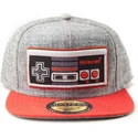gra-och-rod-platt-snapback-keps-nes-controller-nintendo-fran-difuzed