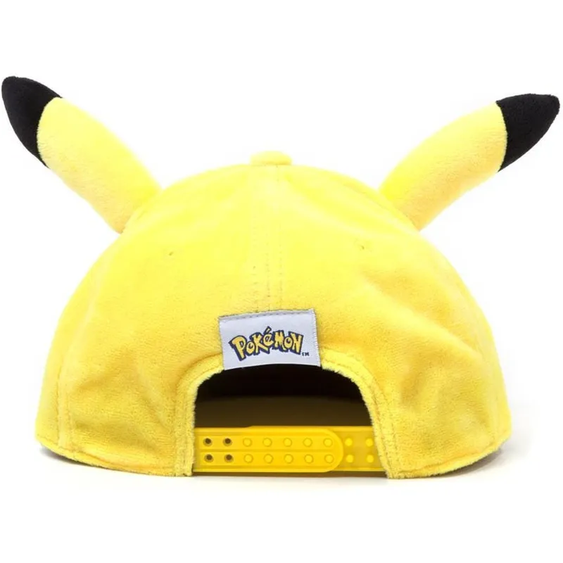 gul-platt-snapback-keps-pikachu-plush-pokemon-fran-difuzed